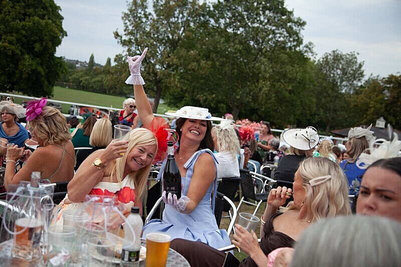 PONTEFRACT RACE 2025-9369 - PONTEFRACT RACES - LADIES DAY 2025