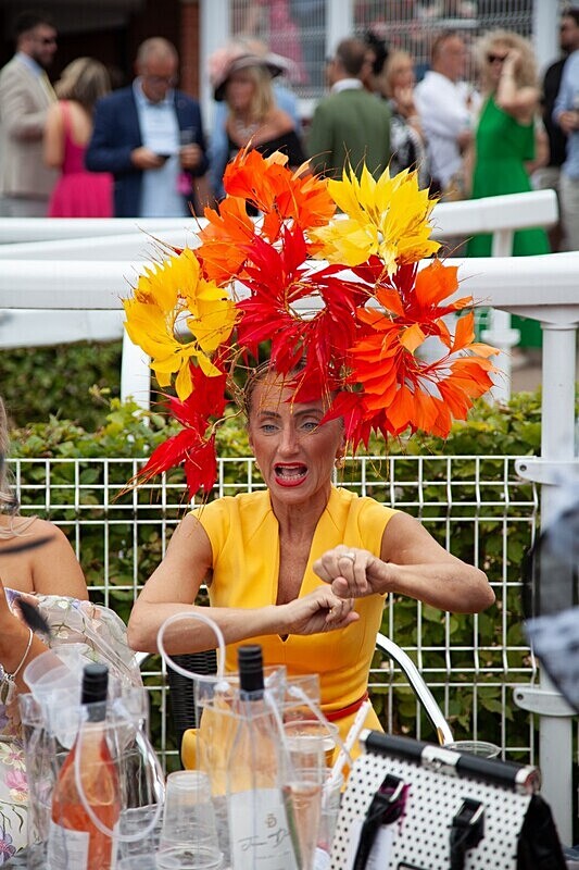 PONTEFRACT RACE 2025-9248 - PONTEFRACT RACES - LADIES DAY 2025