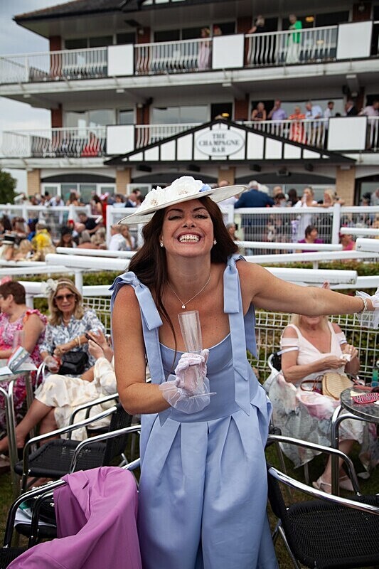 PONTEFRACT RACE 2025-9389 - PONTEFRACT RACES - LADIES DAY 2025