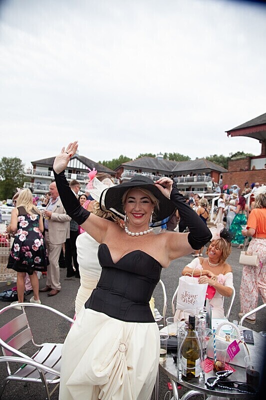PONTEFRACT RACE 2025-9275 - PONTEFRACT RACES - LADIES DAY 2025