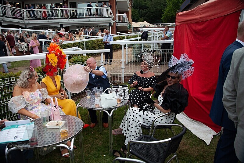 PONTEFRACT RACE 2025-9350 - PONTEFRACT RACES - LADIES DAY 2025