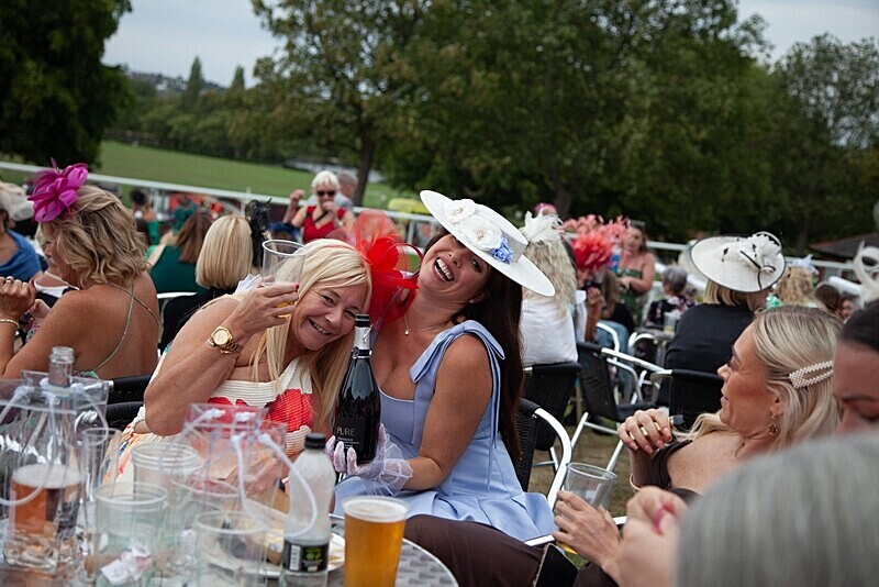 PONTEFRACT RACE 2025-9371 - PONTEFRACT RACES - LADIES DAY 2025