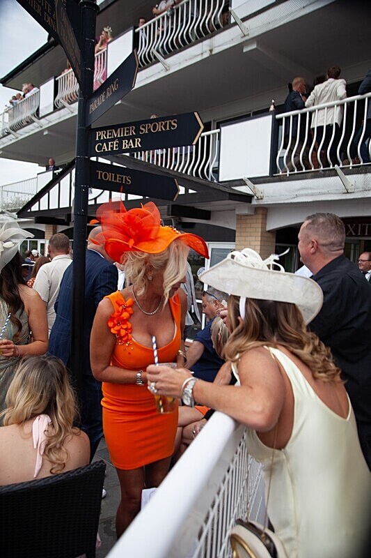 PONTEFRACT RACE 2025-9301 - PONTEFRACT RACES - LADIES DAY 2025