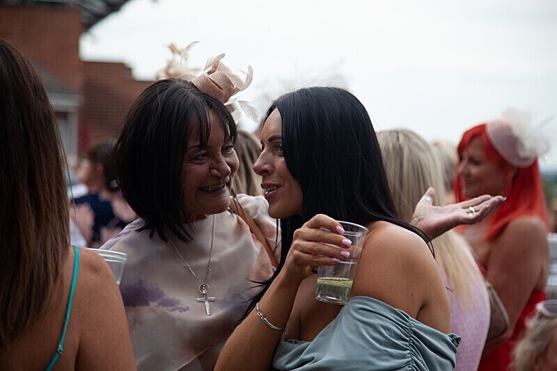 PONTEFRACT RACE 2025-9285 - PONTEFRACT RACES - LADIES DAY 2025
