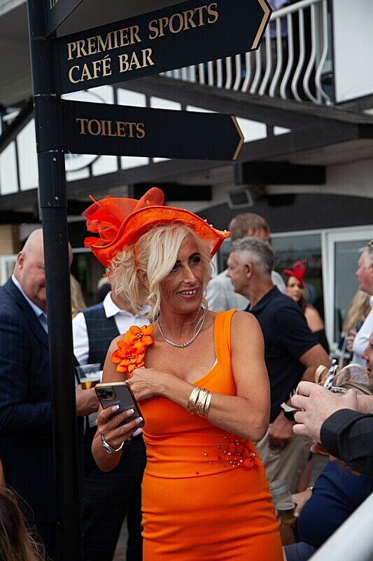 PONTEFRACT RACE 2025-9296 - PONTEFRACT RACES - LADIES DAY 2025