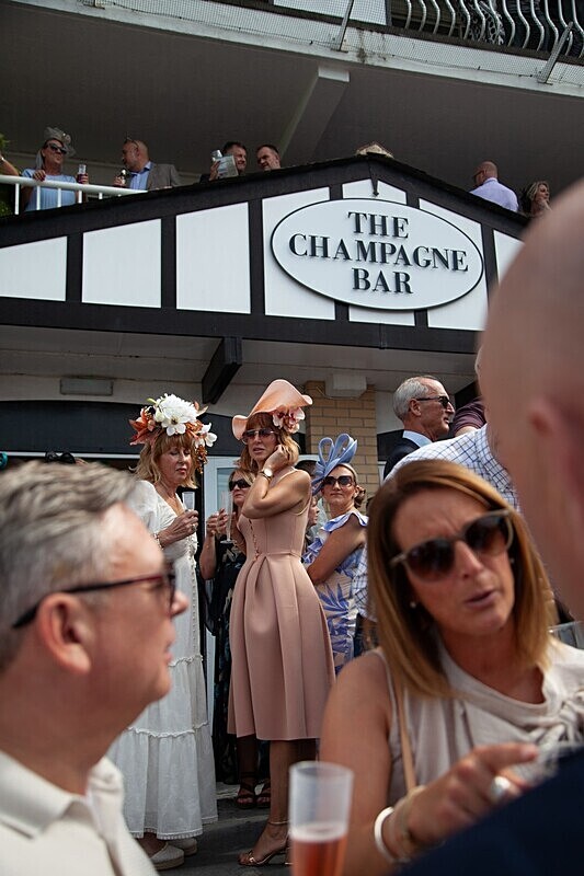 PONTEFRACT RACE 2025-9135 - PONTEFRACT RACES - LADIES DAY 2025