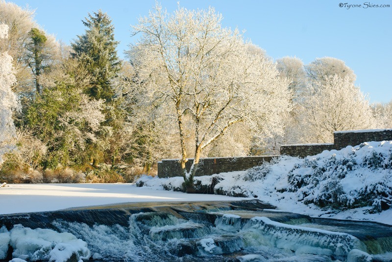 Lovers retreat weir