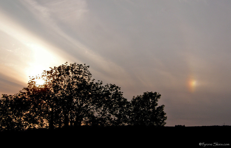 Sundog - Atmospheric optics