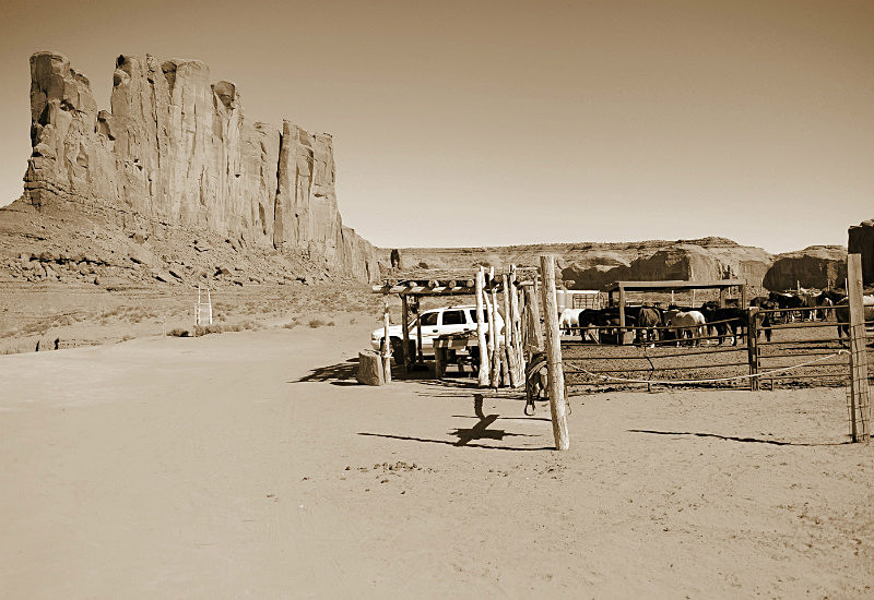  - Monument Valley. Arizona, USA