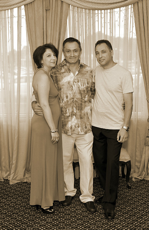  - Photos
