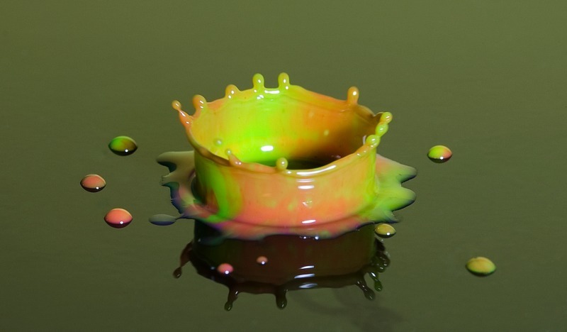  - Splashes
