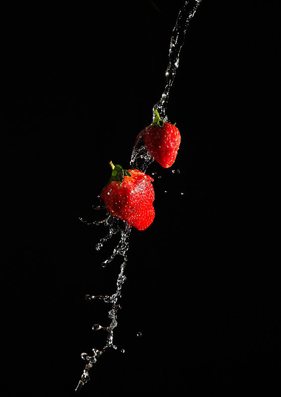 Strawberry drops - Creative Studio & Fine Art
