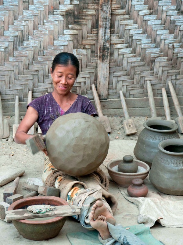 Burmese potter