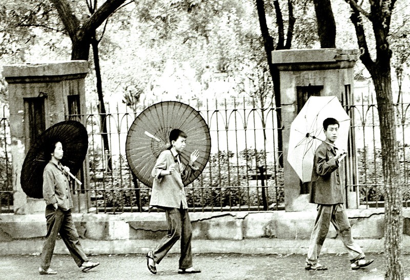 Chinese umbrella people