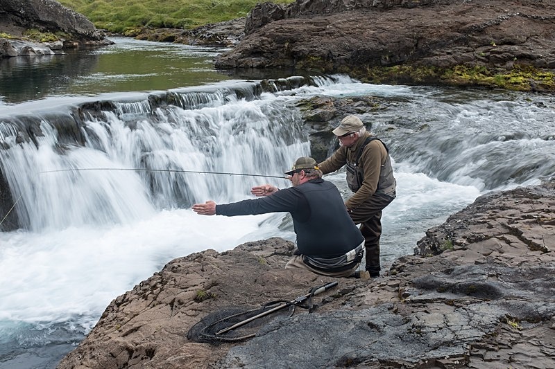 Mr Collings gets advice from guide Skuli - Fishing in Iceland's Laxa I kjos River. September 2020.