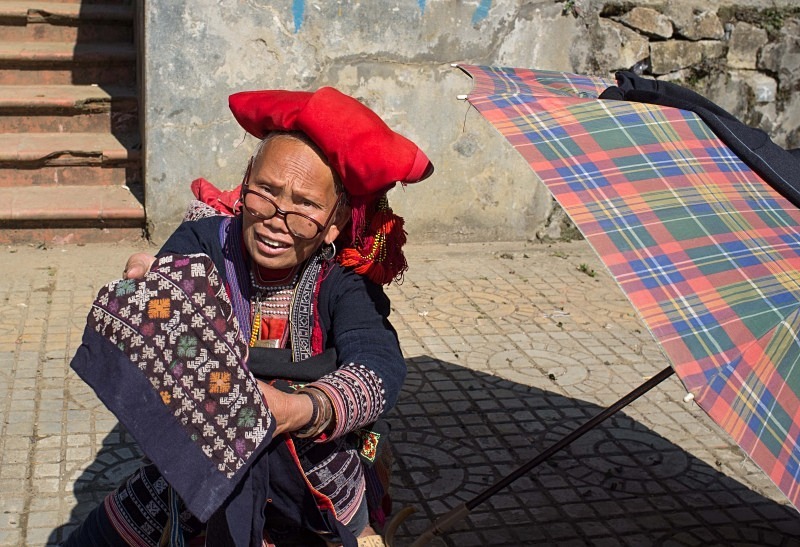 Red Dao lady, Sapa - Vietnam January 2013