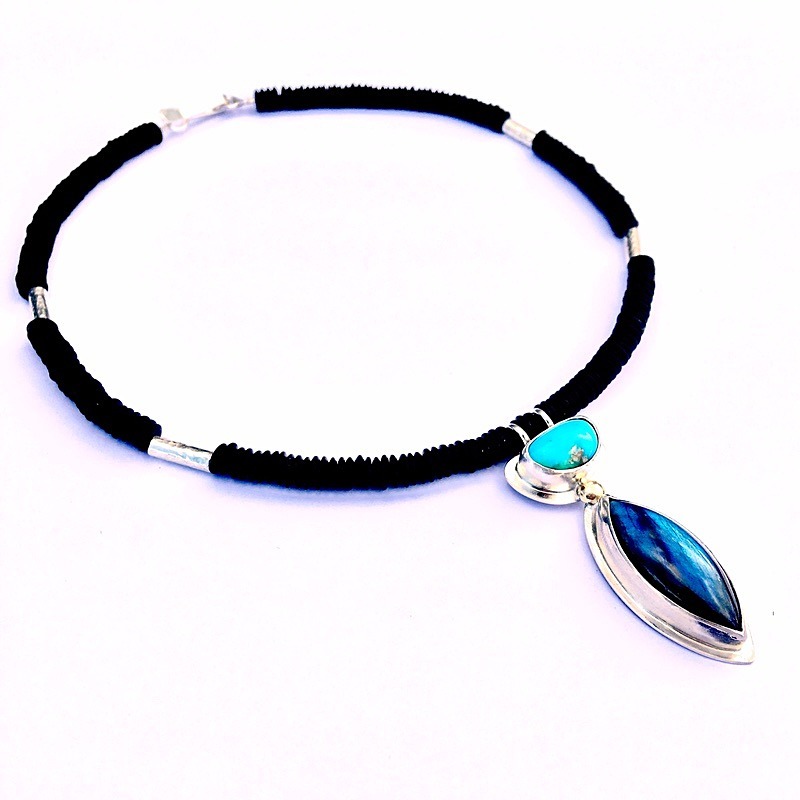 - Beaded pendants & necklaces