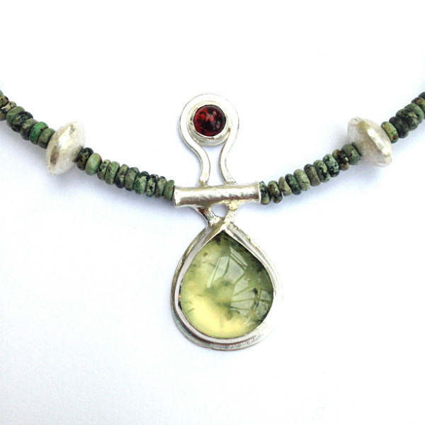  - Beaded pendants & necklaces