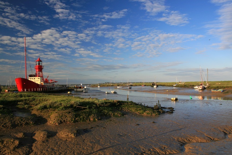 Tollesbury Marina  4752 - T O L L E S B U R Y