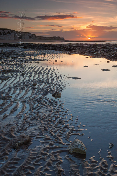 Planet, Earth, Canvas, Essex, Kent, Maldon, Maylandsea, Botany, King, Photography, sea seascapes landscapes red yellow orange sunsets river coast stre