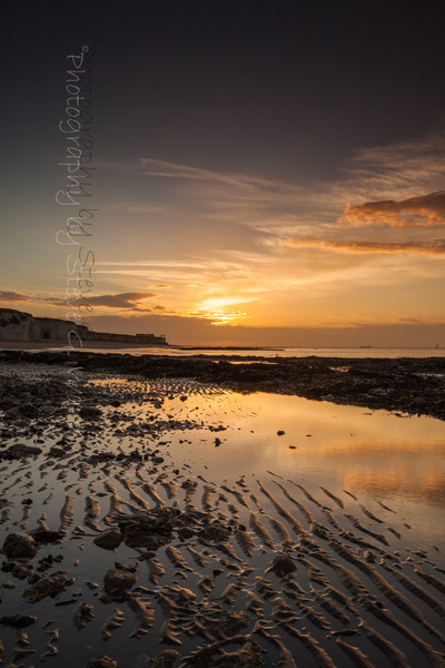 Planet, Earth, Canvas, Essex, Kent, Maldon, Maylandsea, Botany, King, Photography, sea seascapes landscapes red yellow orange sunsets river coast stre