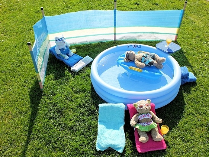 Pool Pals - Idyllic Life