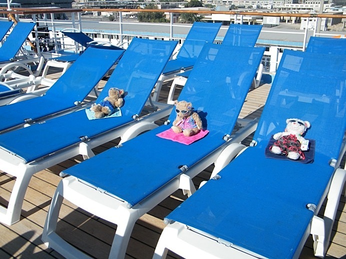 Idyllic Life - Xmas New Year Egypt