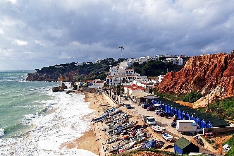 Olhos d`Agua - Beaches