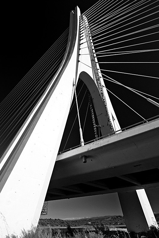 Arade Bridge - Black and White