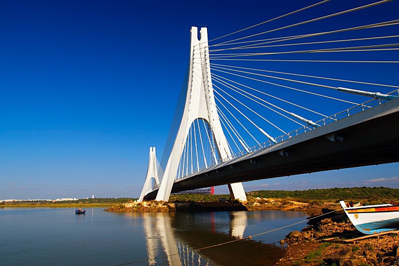 Arade Bridge - Boats