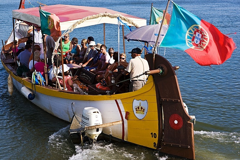 Rio Arade Excursion - Boats