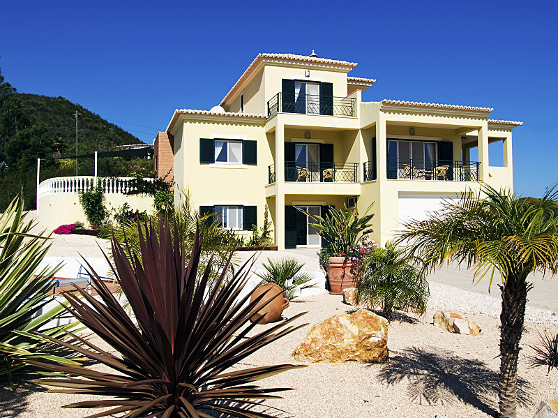  - Algarve Properties