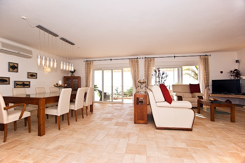  - Algarve Properties