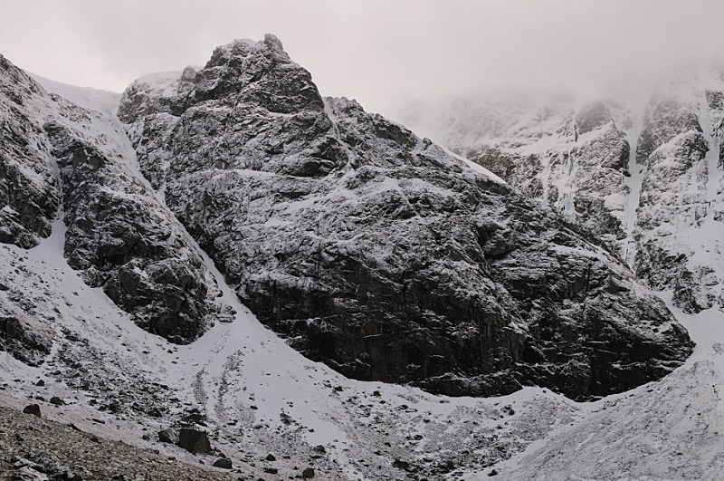 Coire Ardair Crags I - Creag Meagaidh