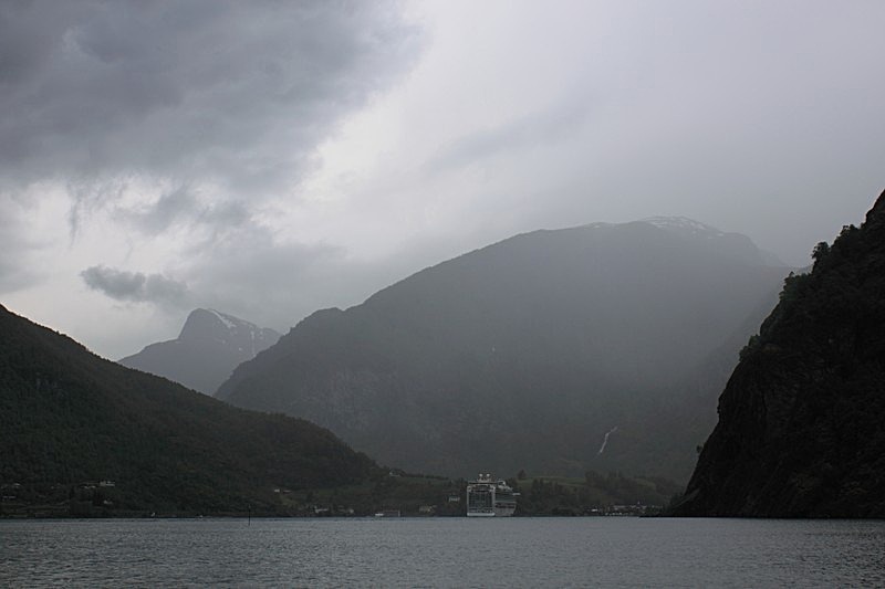  - Fjordlandscape & houses, Norway