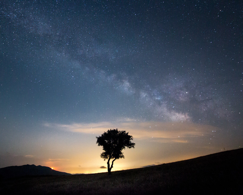 When the Moon and Milky Way Meet