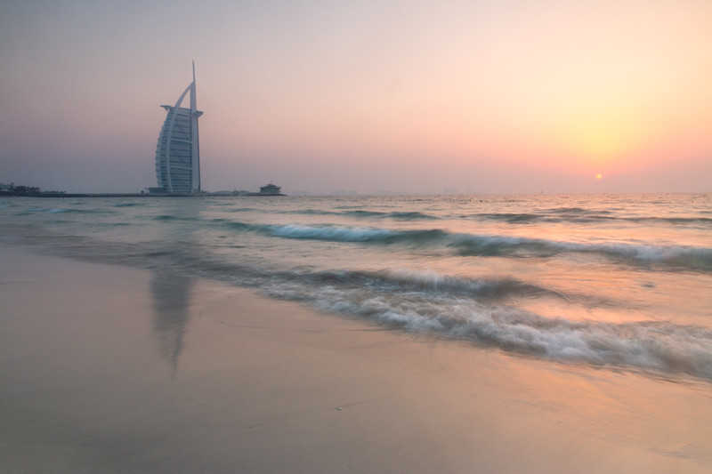 Jumeirah Waves - Dubai