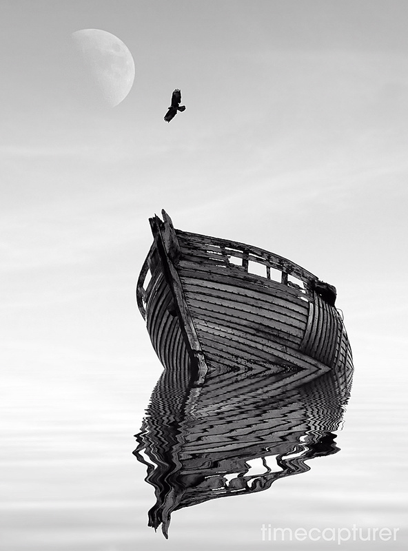 Moon Flight MONO - Boat Photography