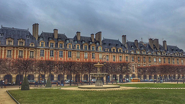 Place des Vosges, Paris - Paris ma belle