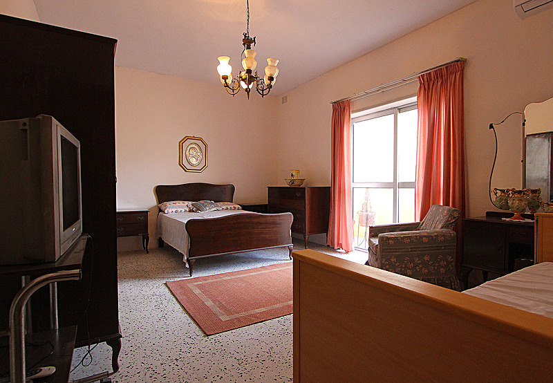 IMG_2536a - Bright and airy spacious apartment in Msida, University Heights