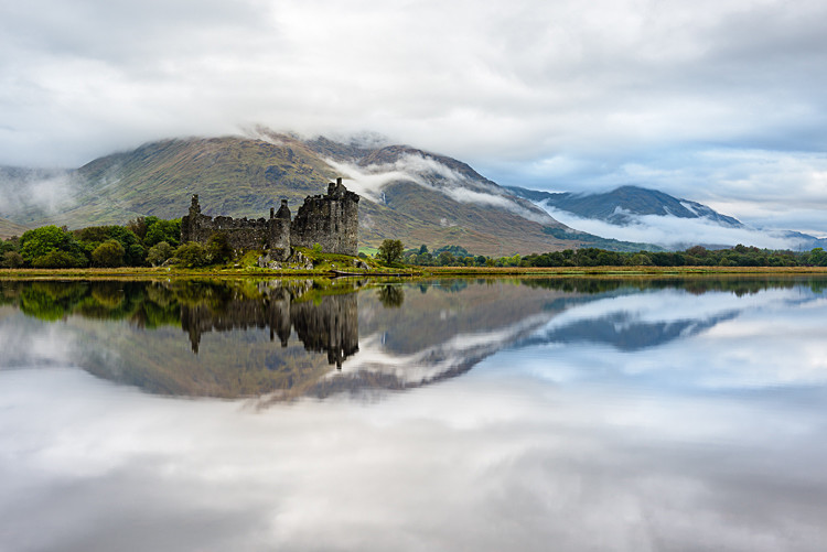 Mist around Kilchurn Castle (1) - Kilchurn Castle