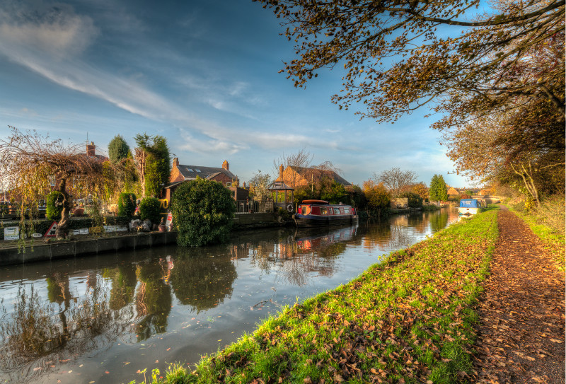 Bridges 39 and 40 on the Macclesfield Canal by photographer Mark Helliwell