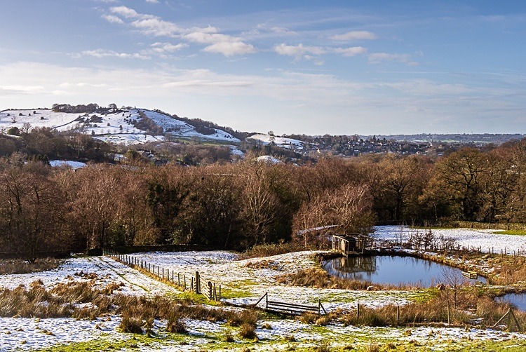 White Nancy from the Gritstone Trail (1) - White Nancy
