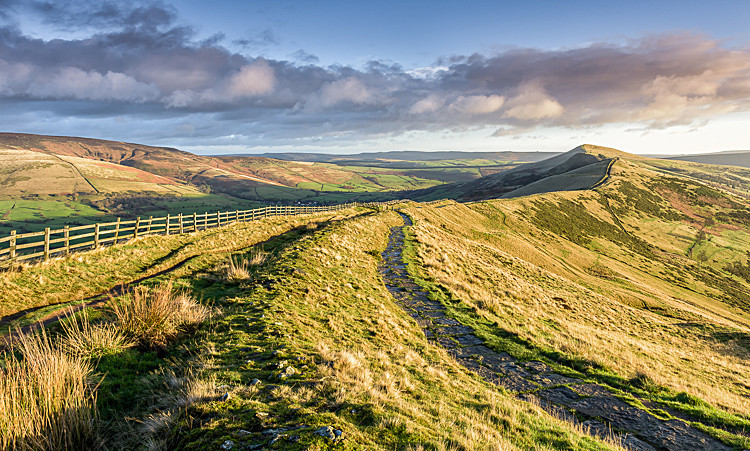 Early light on The Great Ridge - Around Castleton
