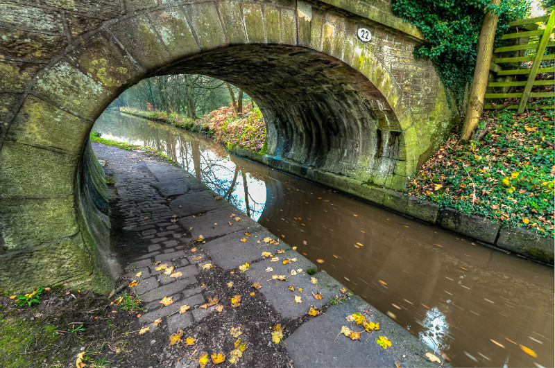 Bridge 22 on the Macclesfield Canal by photographer Mark Helliwell