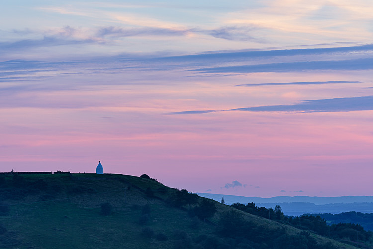 White Nancy silhouette (1) - White Nancy