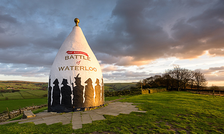 White Nancy Sunset (1) - White Nancy