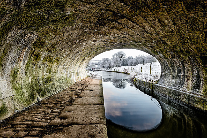 Bridge 44 looking east, Macclesfield Canal (2) - Bridges 41 to 50