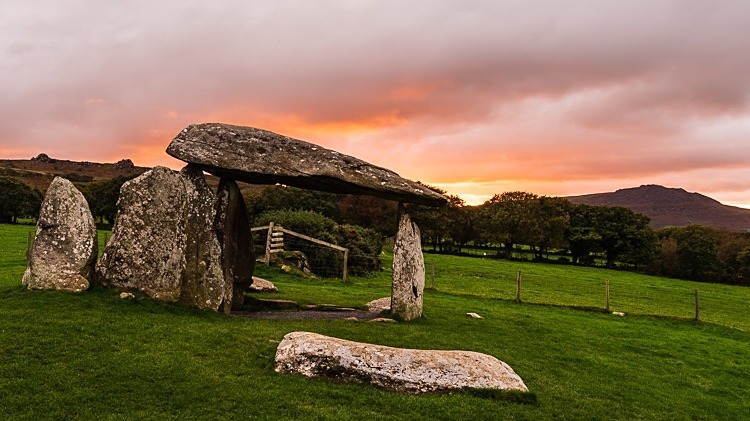Pentre Ifan, Pembrokeshire (1) - Wales