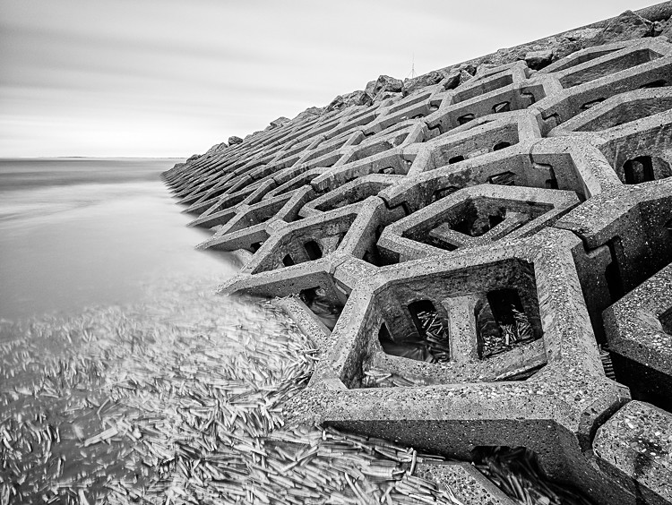 Sea defences, New Brighton (14) - Merseyside